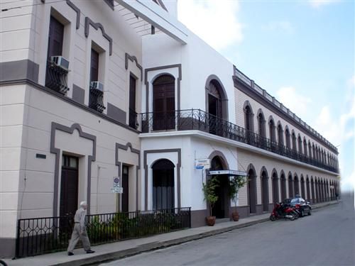 'Hotel - Plaza - fachada' Check our website Cuba Travel Hotels .com often for updates.